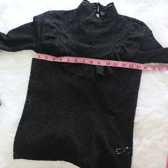 Arizona Jean Co. Ruffle Lace Blouse – NWOT - Picture 5 of 9